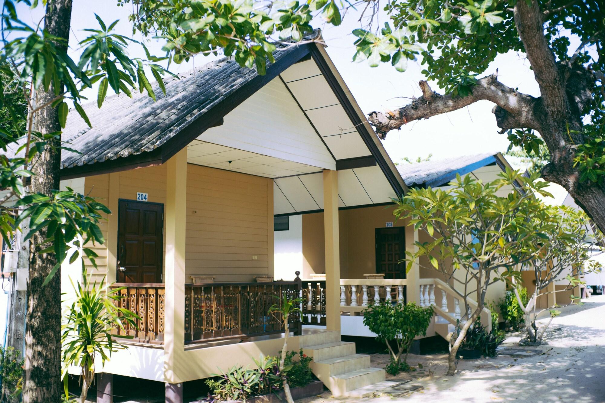 Amity Beach Resort Maret Экстерьер фото