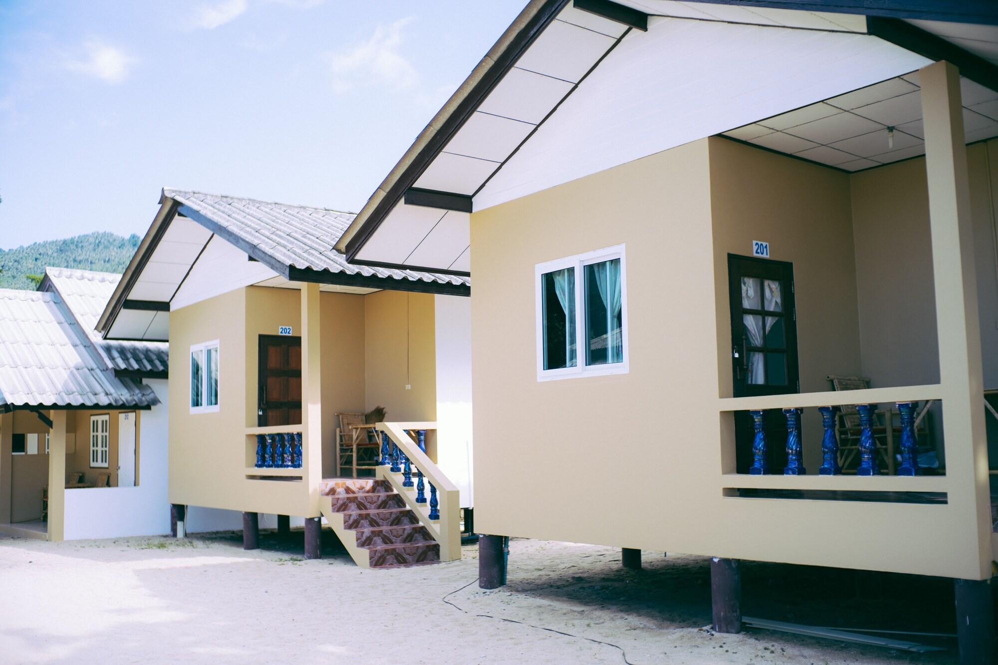 Amity Beach Resort Maret Экстерьер фото