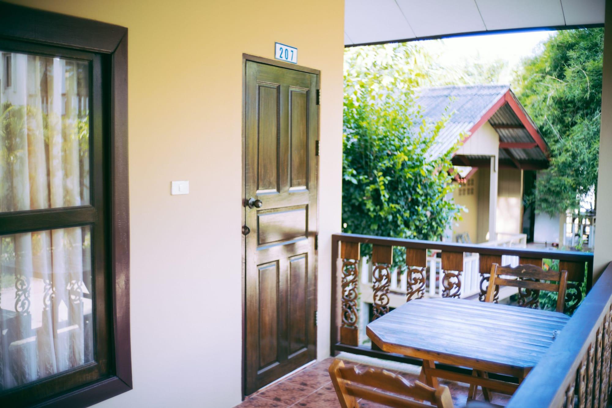Amity Beach Resort Maret Экстерьер фото