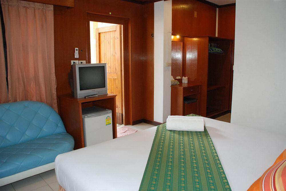 Amity Beach Resort Maret Экстерьер фото
