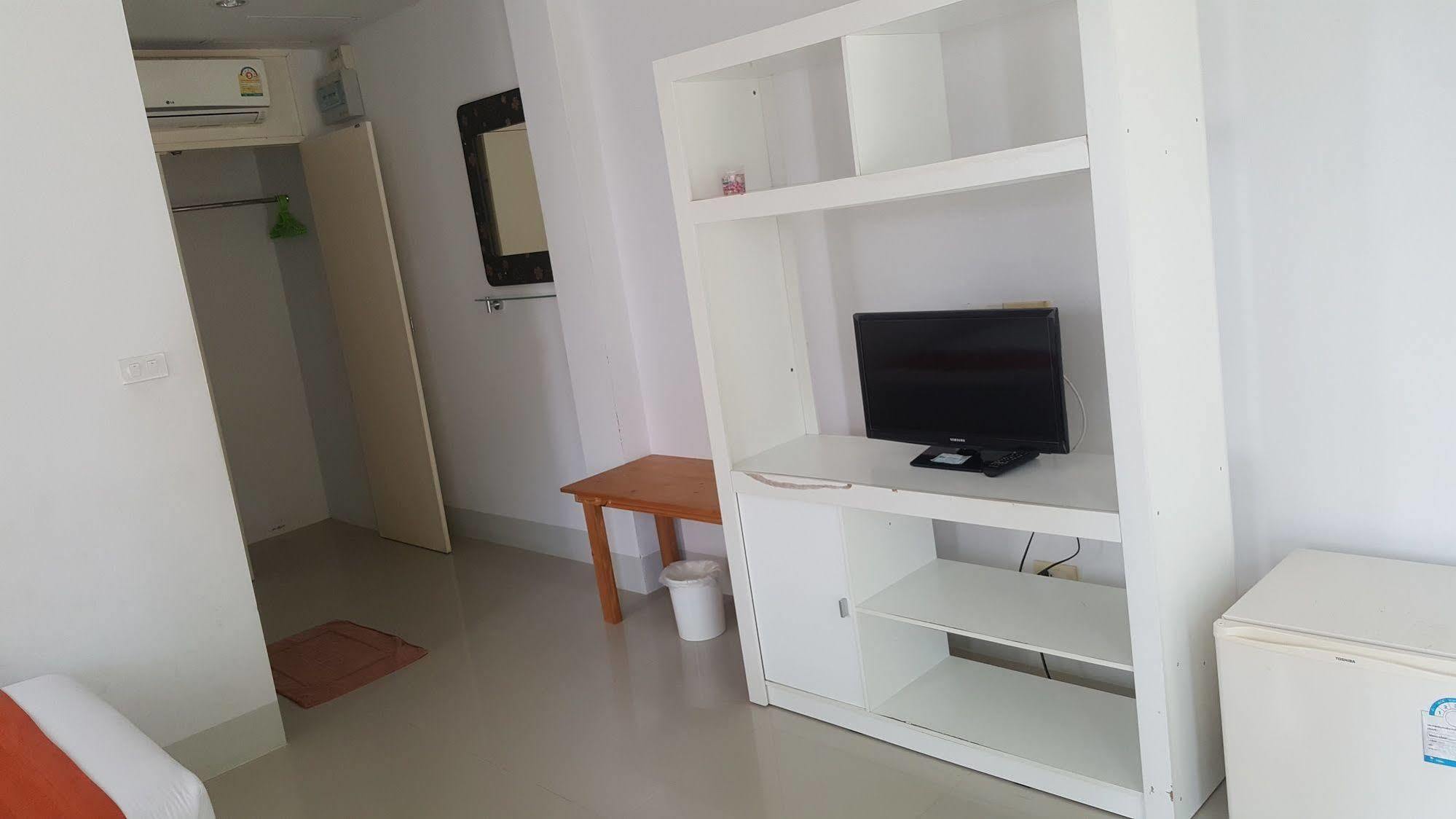 Amity Beach Resort Maret Экстерьер фото