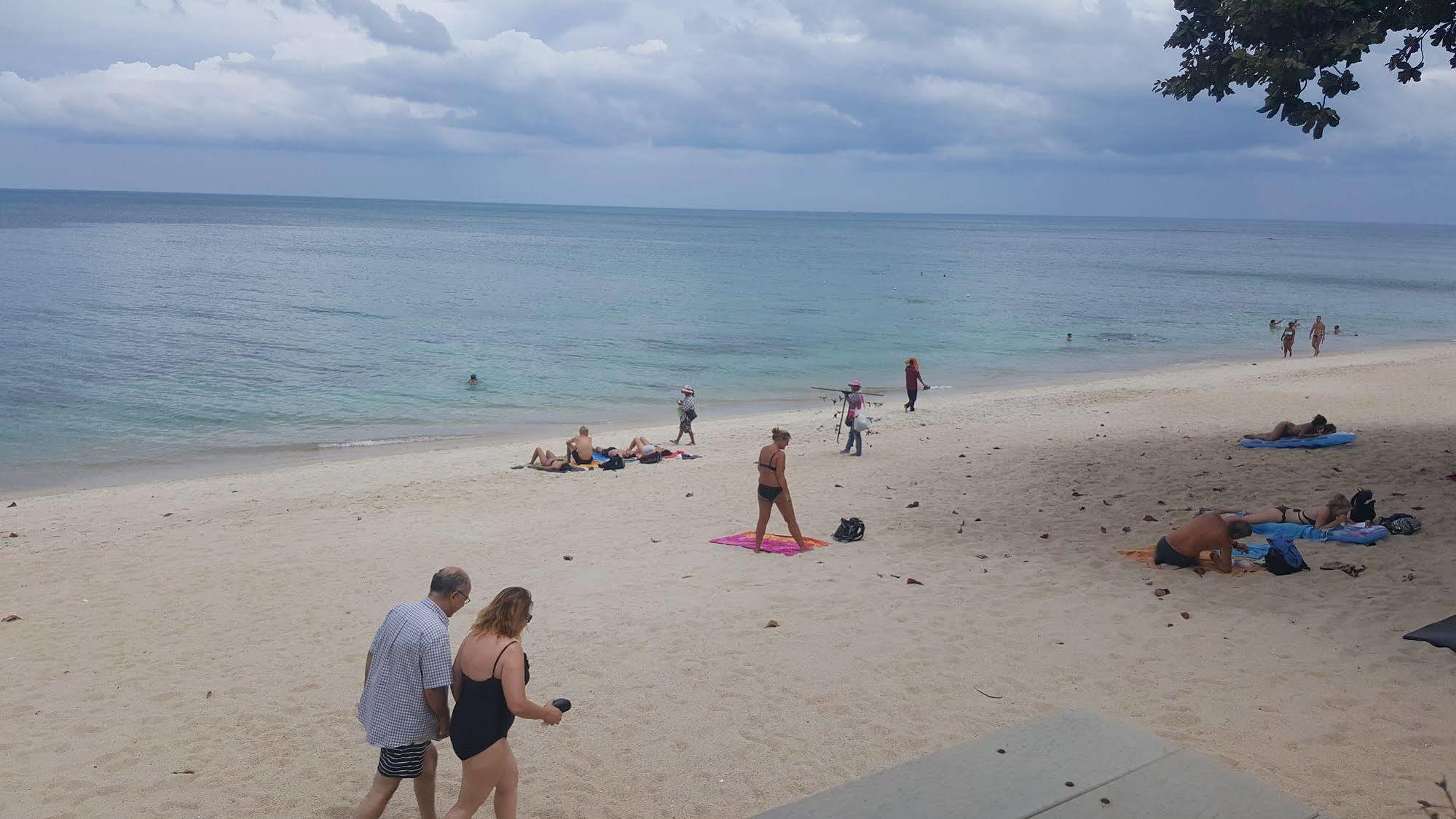 Amity Beach Resort Maret Экстерьер фото
