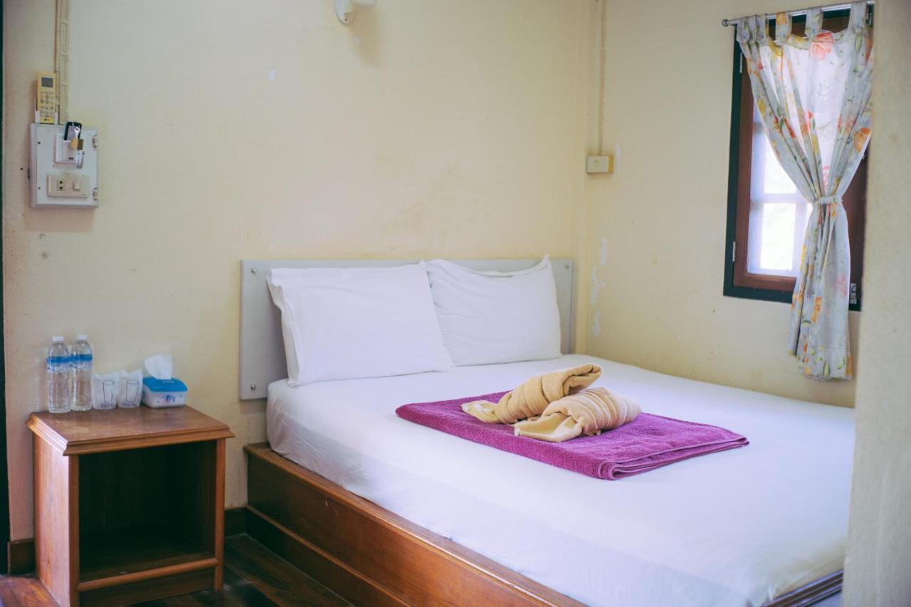 Amity Beach Resort Maret Экстерьер фото